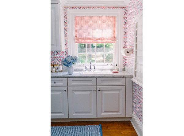 How Interior Designer Parker Bowie Larson Freshened Up Her Laundry Room ...